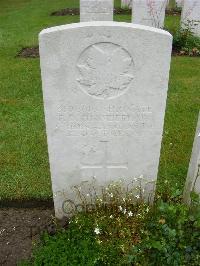 Etaples Military Cemetery - Chamberlain, Frank D.